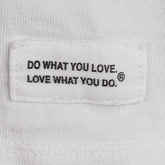 Life is Good Long Sleeve Crusher Tee Dr Suess Cindy Lou Who Christmas Large L - Picture 5 of 8